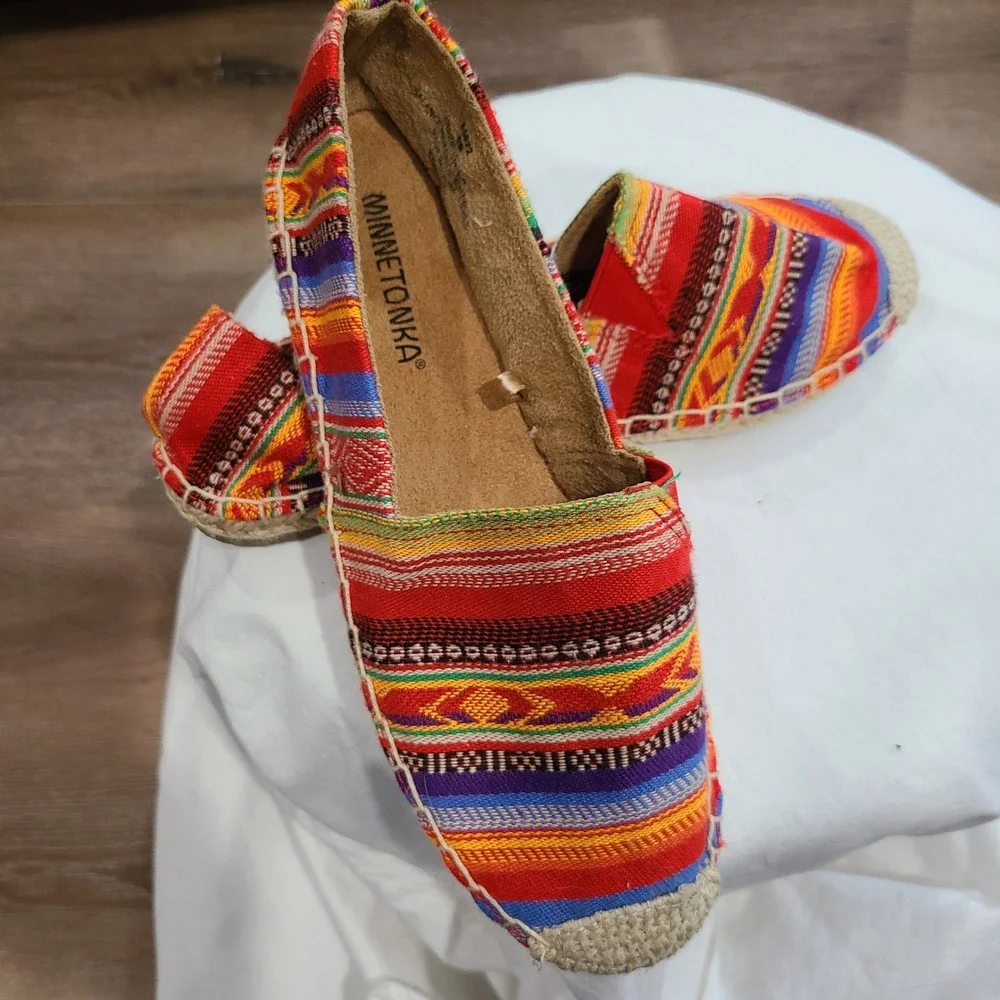 Minnetonka Womens 6M Espadrille Flats Multi Color Woven Baja Slip On Shoes 60622